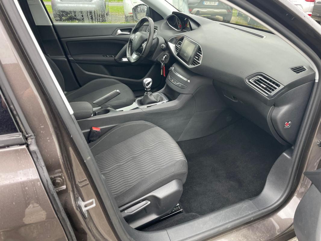 Peugeot 308 1.6 THP 125 ch BVM6 Active