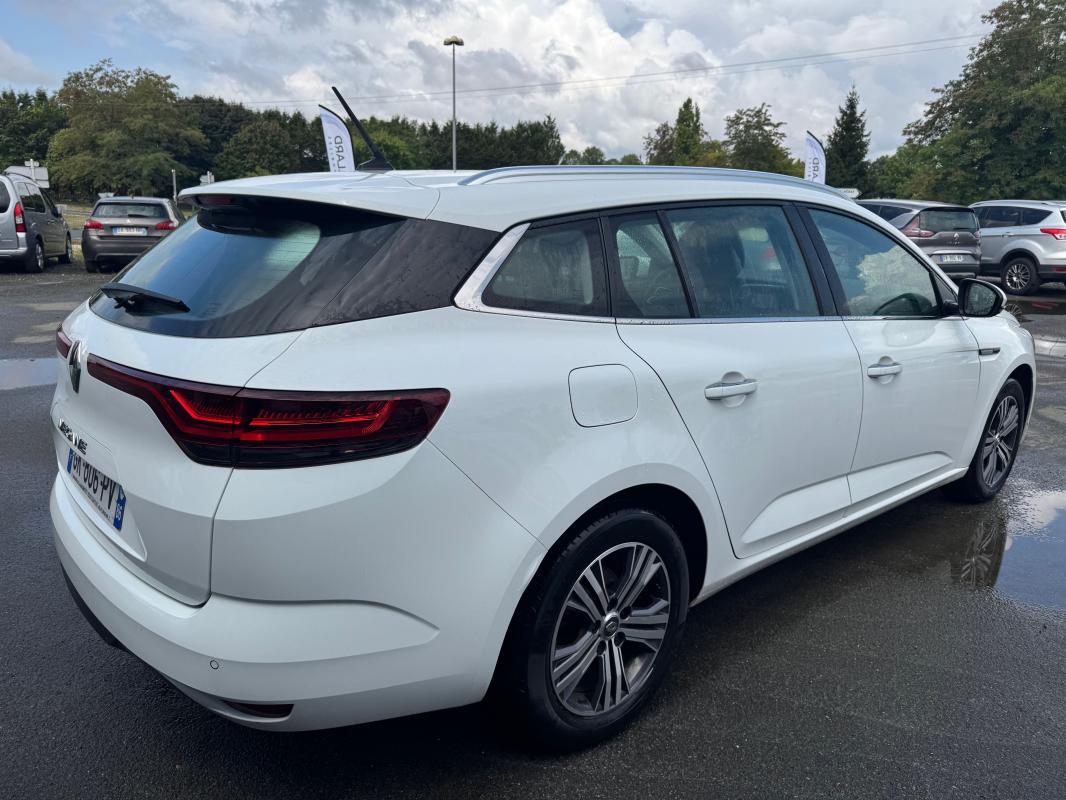 Renault M&eacute;gane Estate IV Blue dCi 115 EDC Evolution