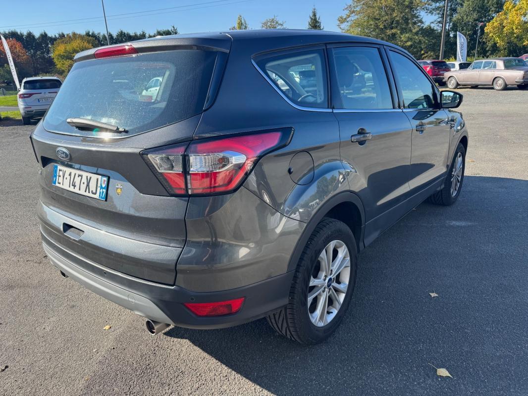 Ford Kuga 1.5 TDCi 120 S&S 4x2 Powershift Titanium Business