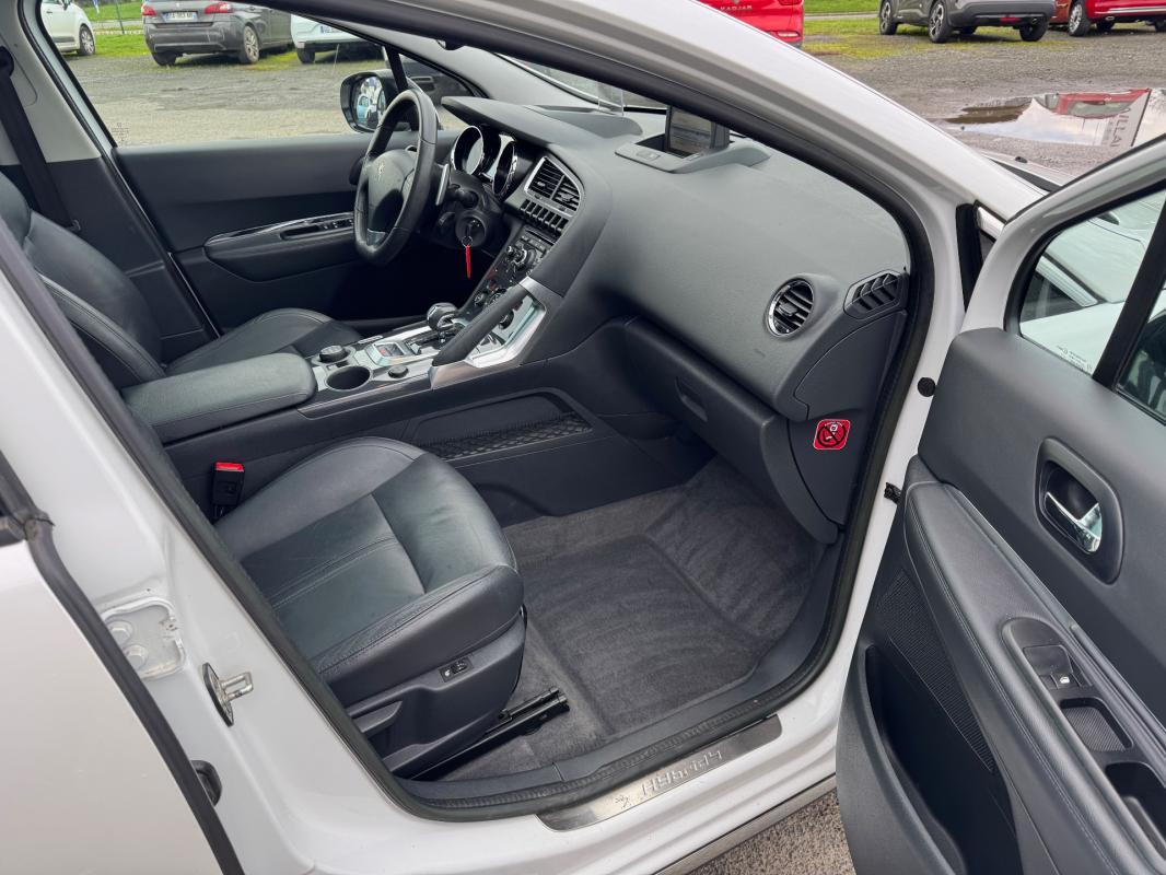 Peugeot 3008 HYbrid4 2.0 HDi 163ch FAP BMP6 + Electric 37ch