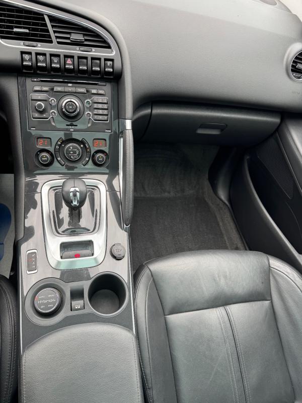 Peugeot 3008 HYbrid4 2.0 HDi 163ch FAP BMP6 + Electric 37ch