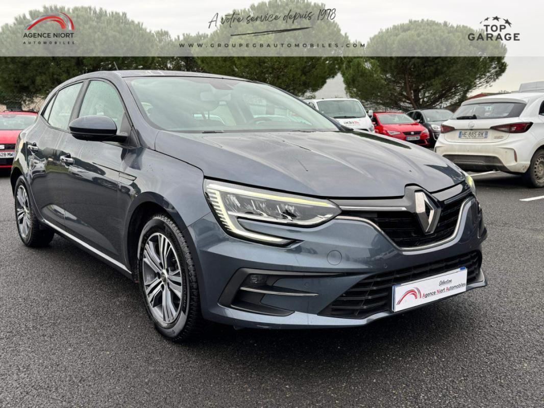 Renault M&eacute;gane IV Berline evolution Blue dCi 115 EDC 5 portes (juil. 2023) (co2 120)