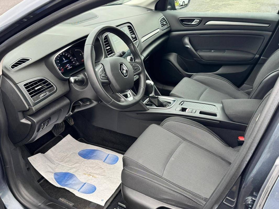 Renault M&eacute;gane IV Berline Blue dCi 115 EDC Evolution