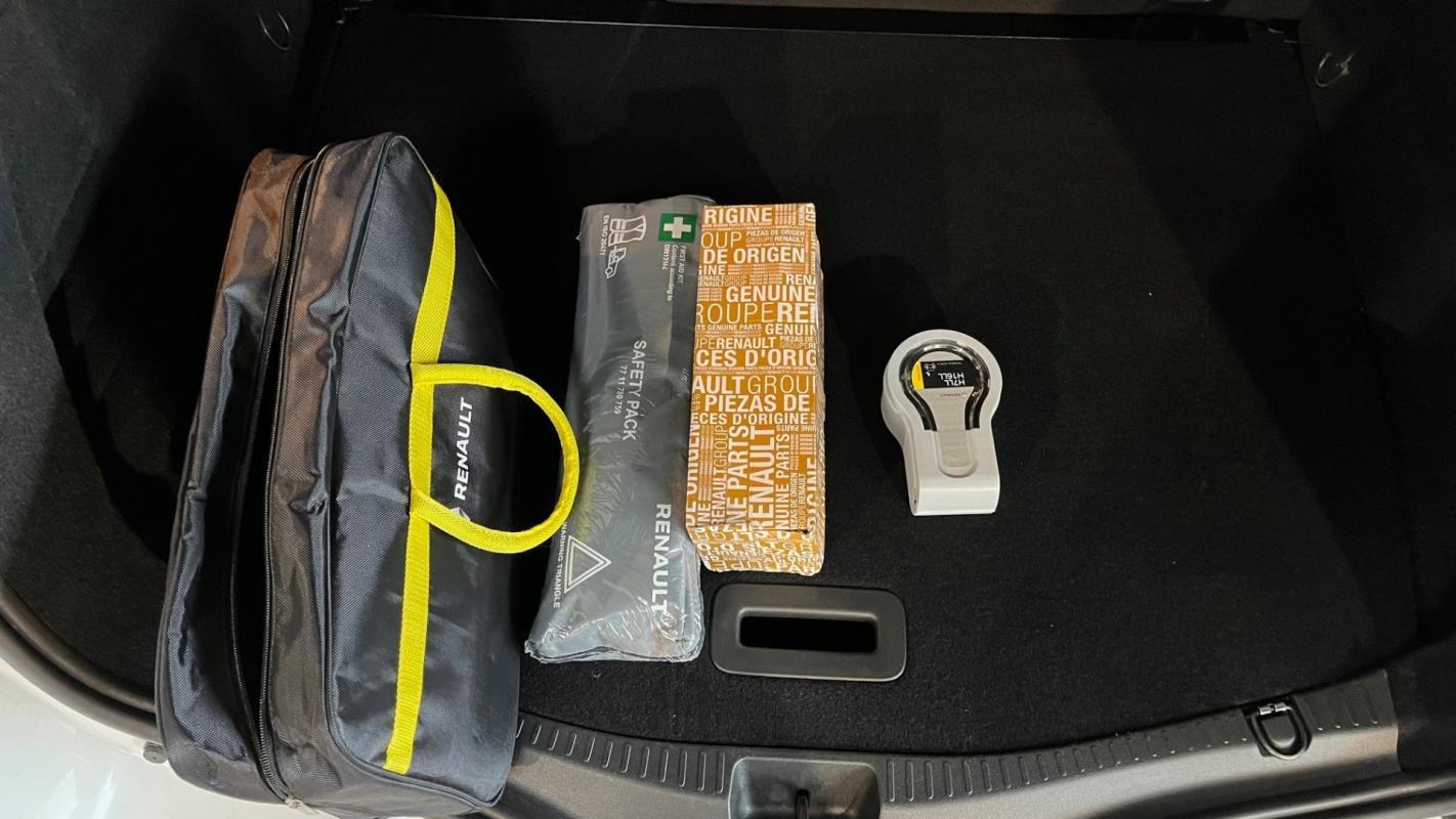 Renault Sc&eacute;nic IV BUSINESS Blue dCi 120