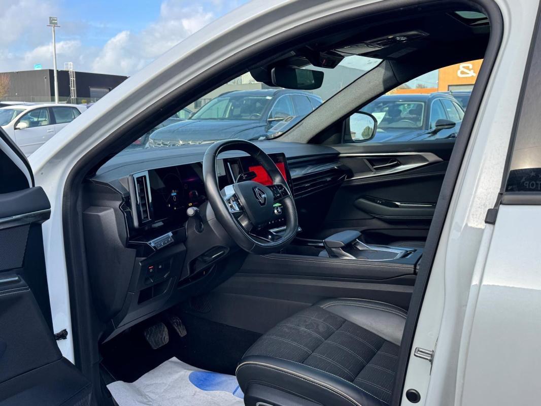 Renault Austral E-Tech hybrid 200 Iconic