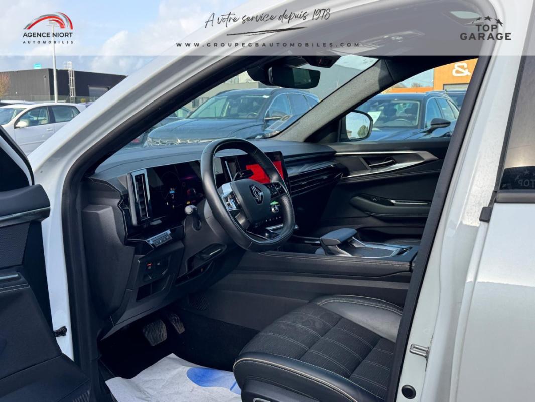 Renault Austral E-Tech hybrid 200 Iconic - Toit panoramique