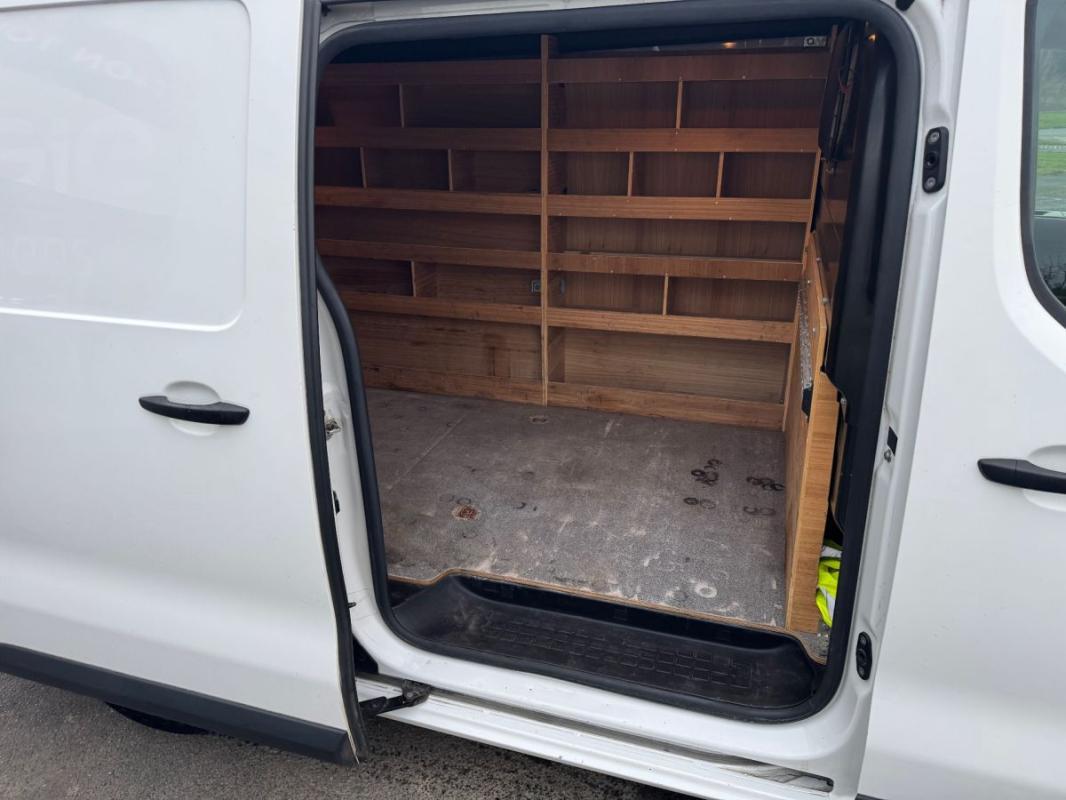 Peugeot Expert FOURGON FGN TOLE STANDARD BLUEHDI 120 S&S BVM6 ASPHALT