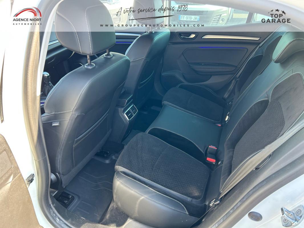 Renault M&eacute;gane IV Berline Intens TCe 140 FAP 5 portes (oct. 2018) (co2 125)